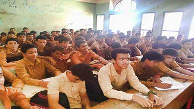 ​نقص المعلمين وتزايد أعداد الطلاب كارثة تهدد مدارس عدن